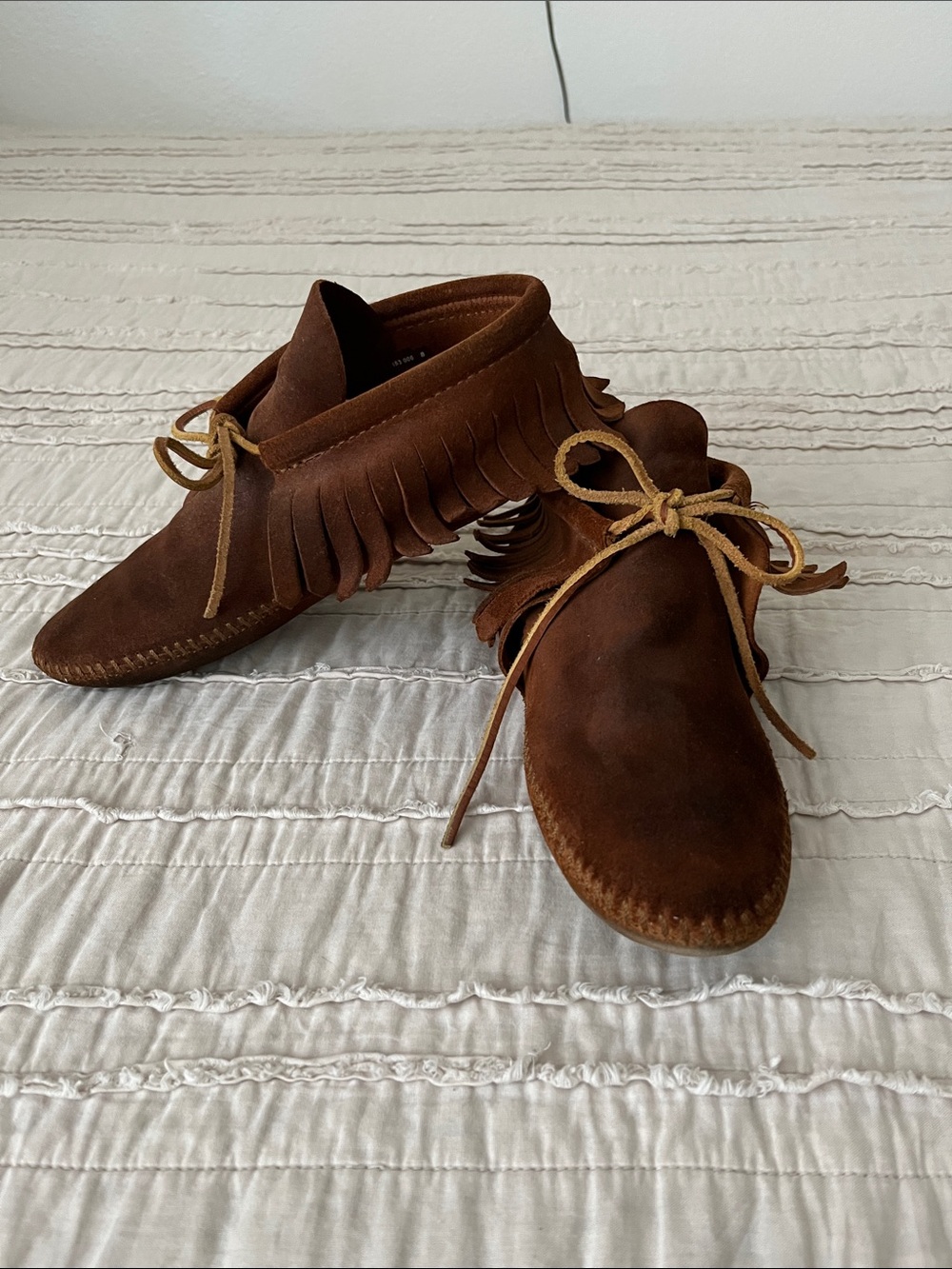 Minnetonka Brown Suede soft soled Fringe Moccasins